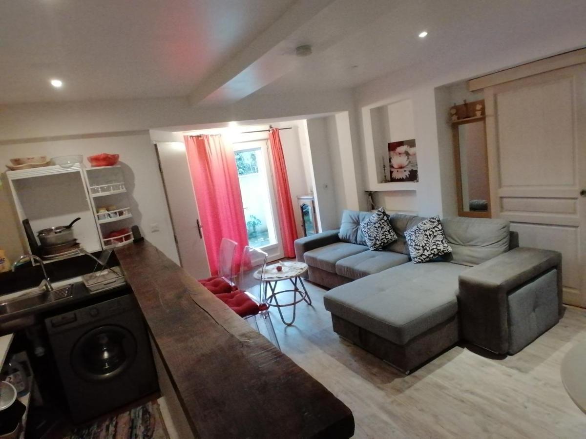 Charmant Appartement Independant, 5 Mn De Rouen, Avec Terrasse, Refait A Neuf Franqueville-Saint-Pierre Exterior foto
